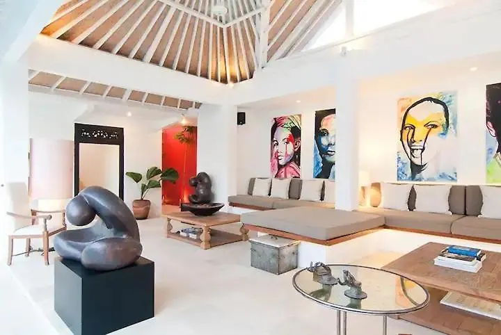 Villa Seminyak 6 Bedrooms