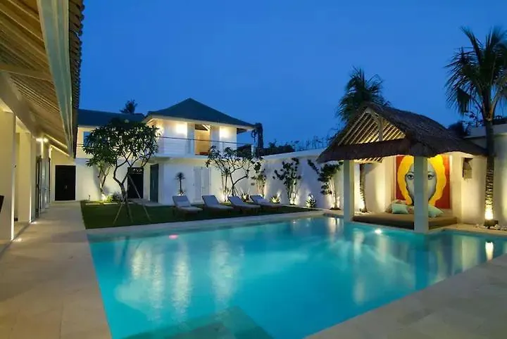 Villa Seminyak 6 Bedrooms Indonesië